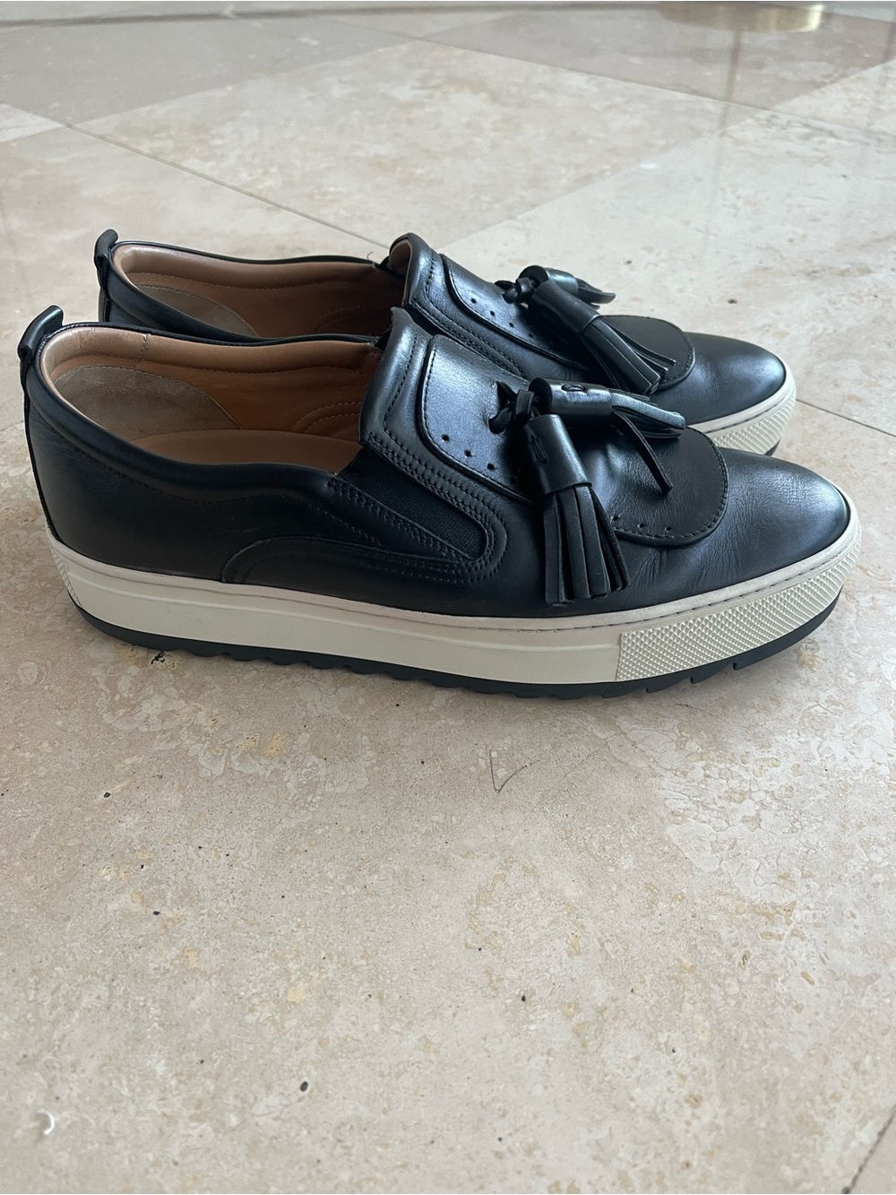 Salvatore Ferragamo Black Leather Tassel Slip-On Loafers with White Outsole - Picture 4 of 8